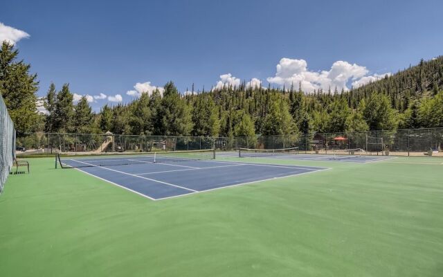 The Breckenridge Mountain Chalet