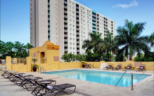 Hampton Inn & Suites Miami-Airport South-Blue Lagoon