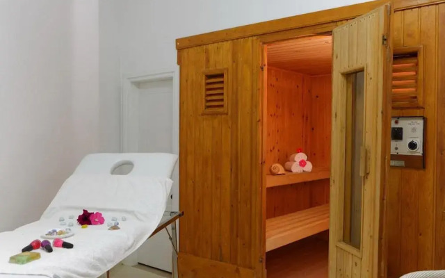 Indigo Mare Hotel Apartments