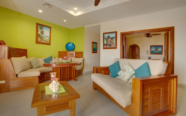 Grand Caribe Belize