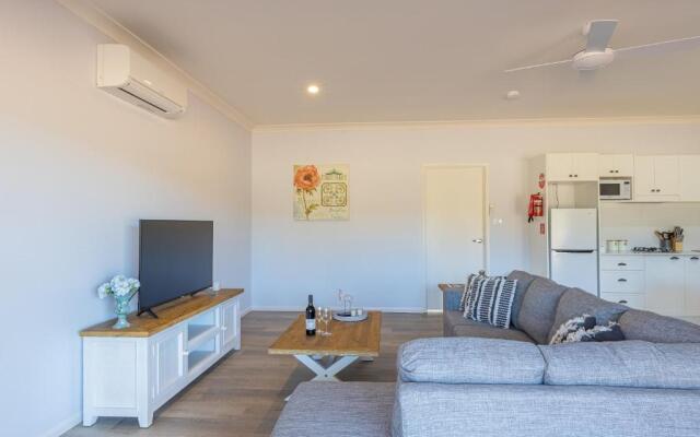 27 Rows on Hermitage