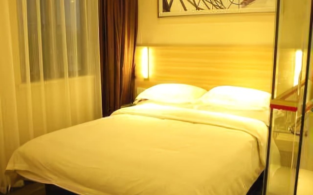 Super 8 Hotel