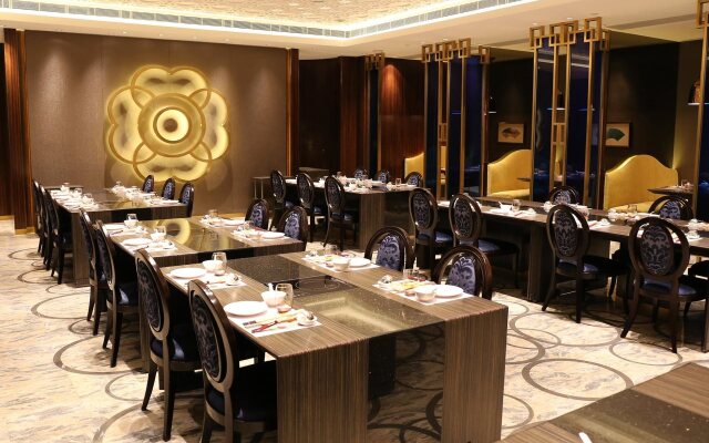 StarWorld Hotel