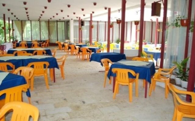 IHS Hotel
