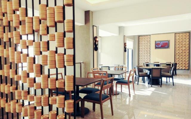 Gloria Residences Ion Delemen