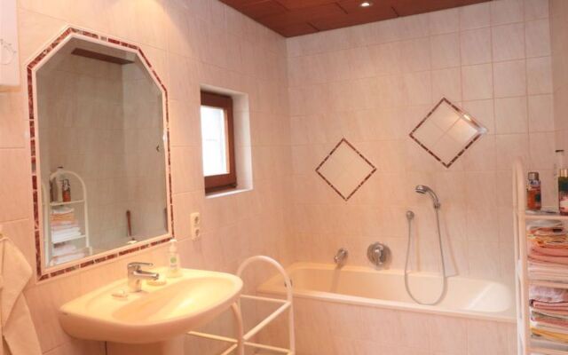 House Aigen Strobl