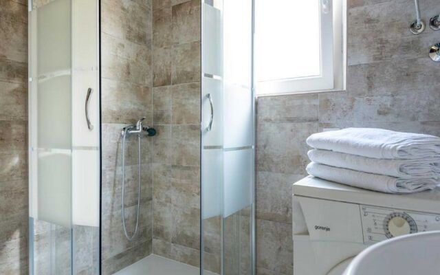 Green Magic Apartments