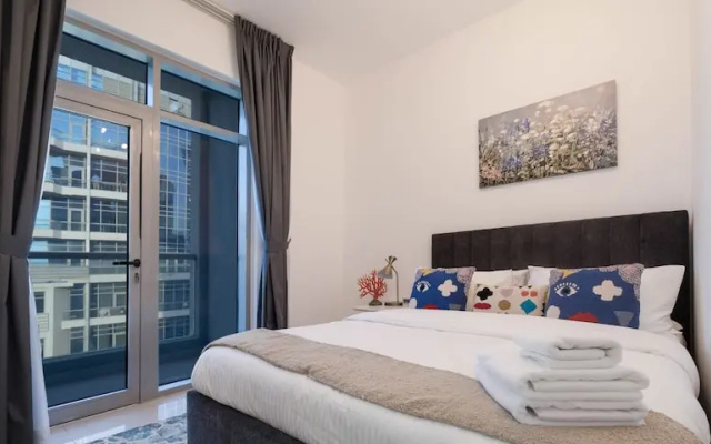 KOHH – 2BR in Marina Wharf