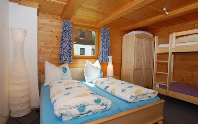 Cozy Apartment in Neukirchen am Großvenediger near Ski Area