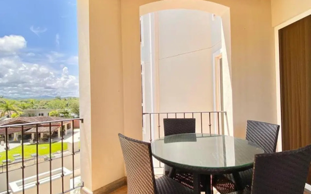 Upscale 2bdr with Jacuzzi - Beach - Fast wifi - Gym