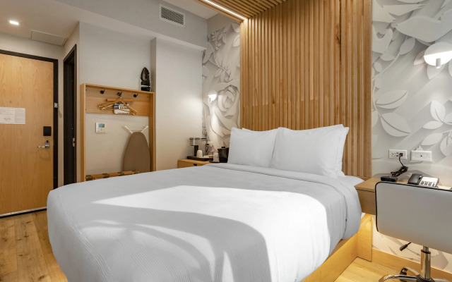 Best Western Plus Soho Hotel