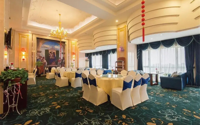 Xinshikong Conifer Hotel
