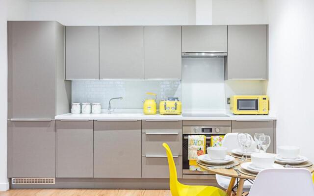 Elegantly Designed Haven In the City