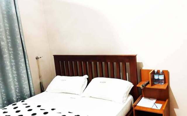 Bliss-plus Motel