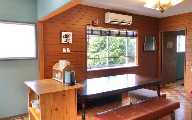 Guesthouse Torus – Guest Rooms – Izu