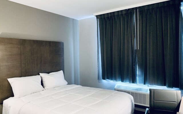 Capital Hotel