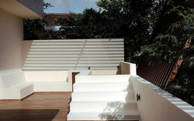New 4BR Modern Villa w/ private pool & jacuzzi