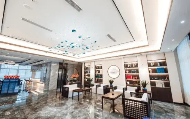 QIANNA HOTEL FINE (Pingdingshan Zhanhe District Biguiyuan)