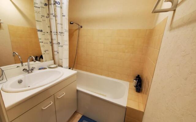 Nice 38 M2 Bright With Balcony Near The Sea