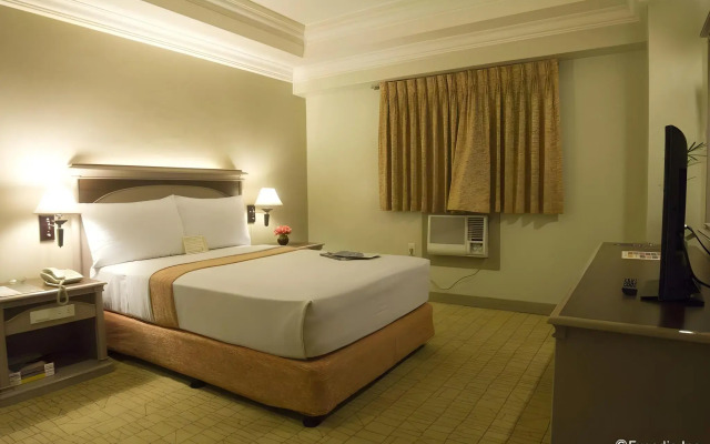 Riviera Mansion Hotel