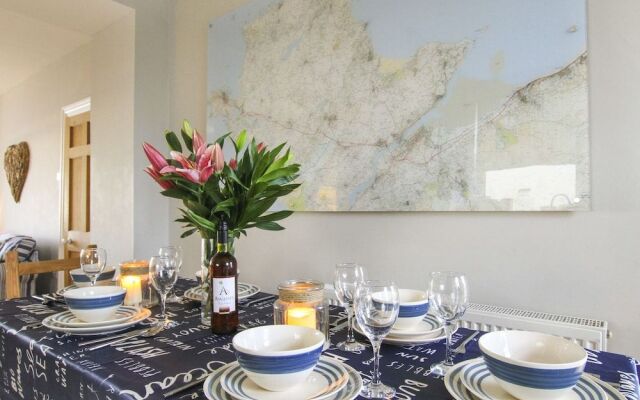 Min Y Mor Trearddur Bay