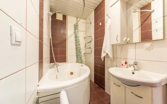 Atmospheric apartment on Nevsky prospect