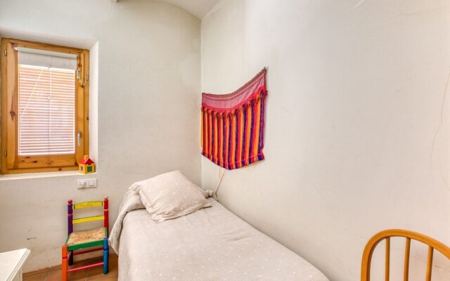 Traditional Holiday Home in Ventalló With Garden