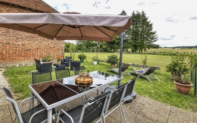 Gîte Mesnil-Saint-Père, 4 pièces, 6 personnes - FR-1-543-200