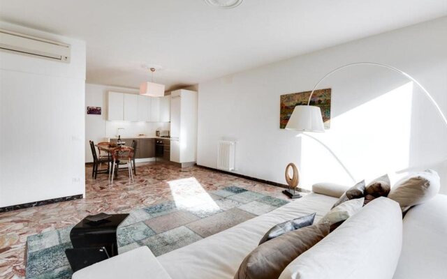 Bellevue Suites - St Mark Square