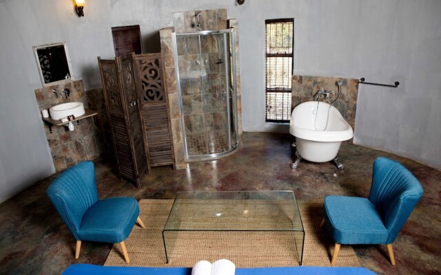 Dzata Private Game Lodge