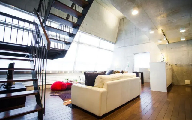 Full Circle Apartments