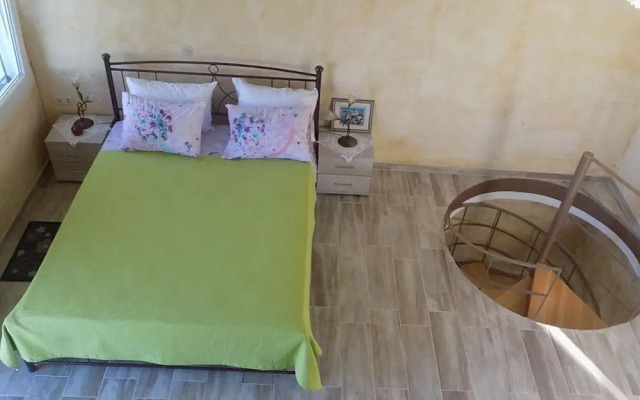 Lovely 2 Bedroom Villa Meropi in Skalani Heraklion