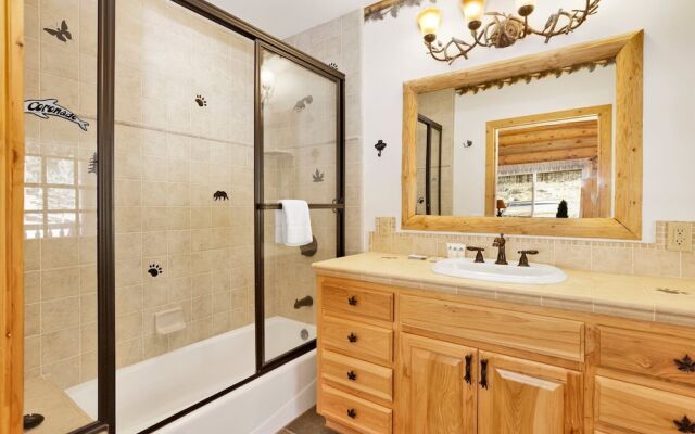 Castle Crag LOG Cabin #2392