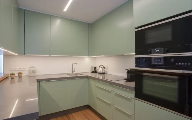 Liiiving - Aliados Luxury Apartment II