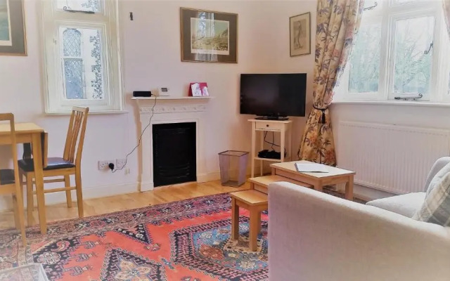 Old School Apartment 1 First Floor