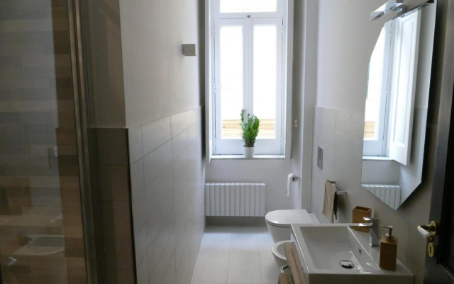 Luxury Manfredi Apartment Salerno