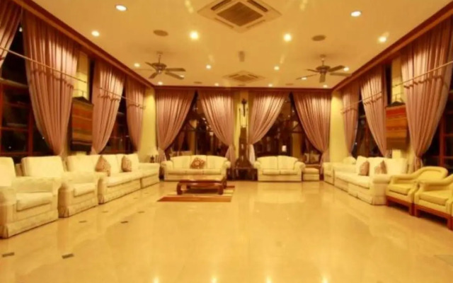 Bukit Keluang Beach Resort