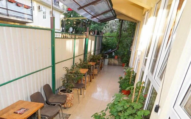 Na Vzletnaya 16 Guest House