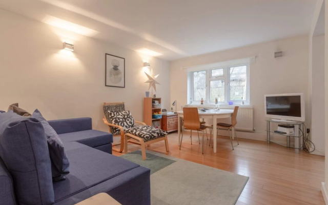 Elephant and Castle 2 Bedroom Apartment