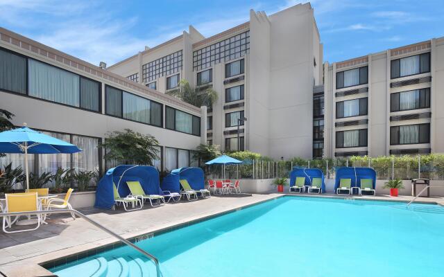 Holiday Inn Hotel & Suites Anaheim, an IHG Hotel