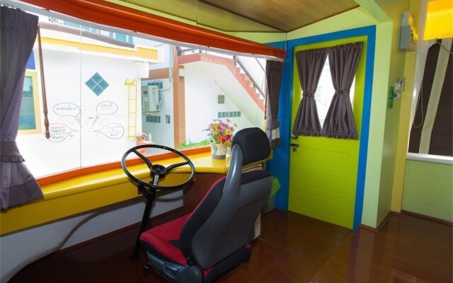 De Lunar Resort Koh Larn