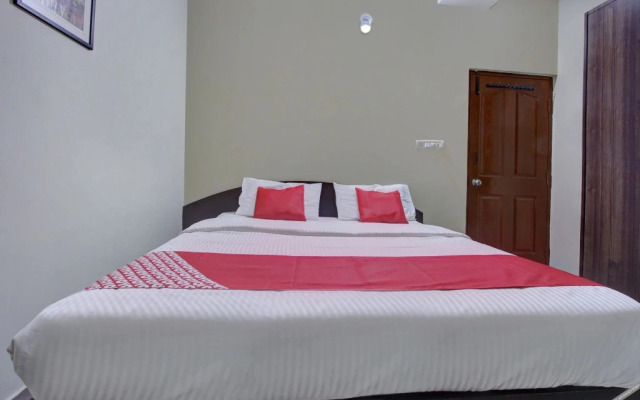 Sri Sai Comforts By OYO Rooms