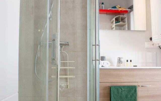 Private Lodge With Skylight in the Centre of Biarritz