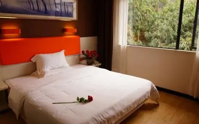 7 Days Premium (West Yangshuo Street)