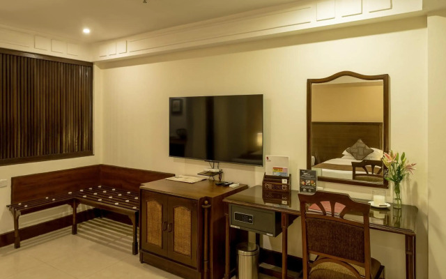 Hotel Ivory Tower