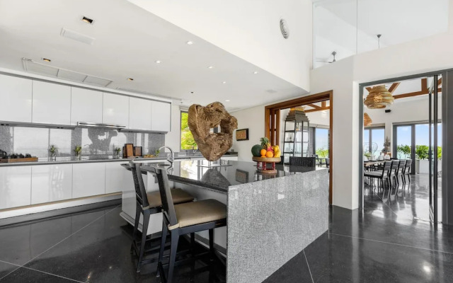 Villa Skyfall