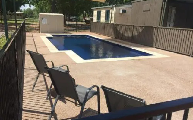 Sunset Top Tourist Park