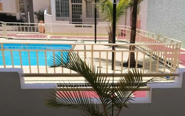 Room in Apartment - Roommate for Rent in Flic en Flac