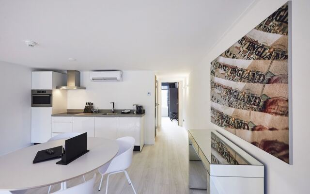 "DE BANK" - Hotel Apartments