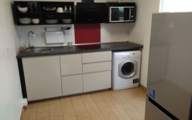 Appartement 2 pièces avec Grande Terrasse